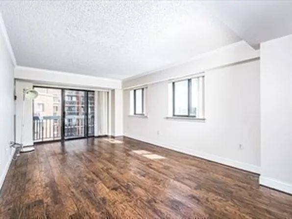 15 N Beacon St #414, Allston, MA 02134