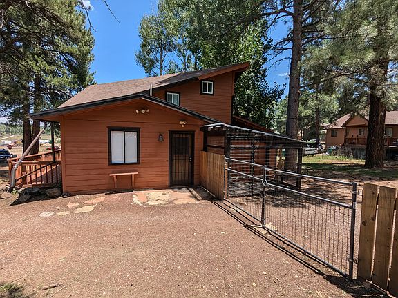 3rd image of 3642 Canyon Loop