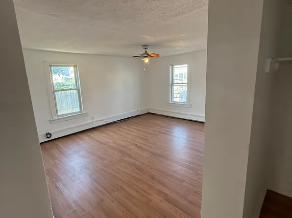 172 Dekalb Ave #1, Bridgeport, CT 06607