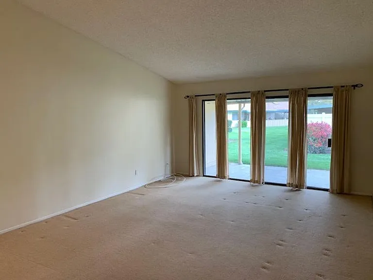 37128 Village 37 — Photo 3