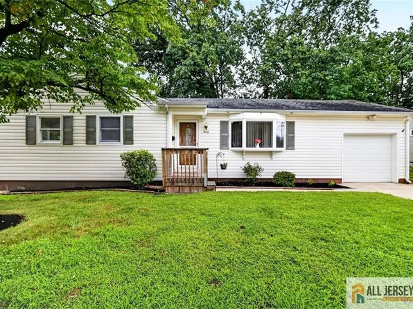 30 Half Acre Rd, Jamesburg, NJ 08831