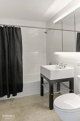 Rented by Sotheby's International Realty | media 20