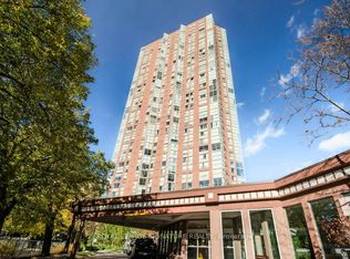 7 Concorde Pl #2812, Toronto, ON M3C3N4