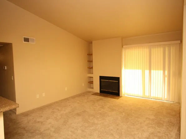 101 S Players Club Dr, Tucson, AZ 85745