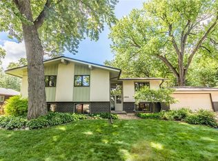 1894 Stowe Ave, Arden Hills, MN 55112