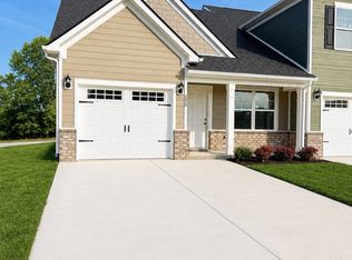 270 Selesia Ln, Pleasant View, TN 37146