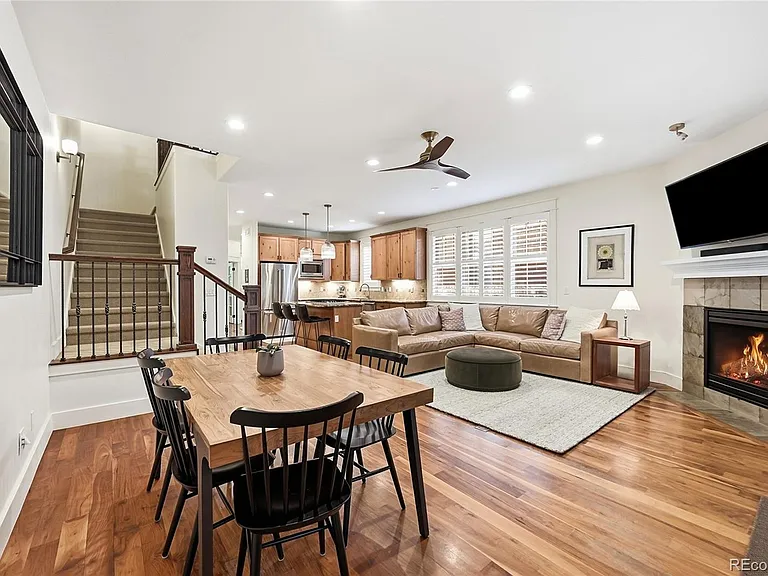 803 S Clarkson St — Photo 21