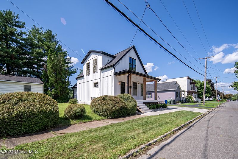 2nd image of 96 1st Street