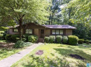 1029 9th Ct, Pleasant Grove, AL 35127