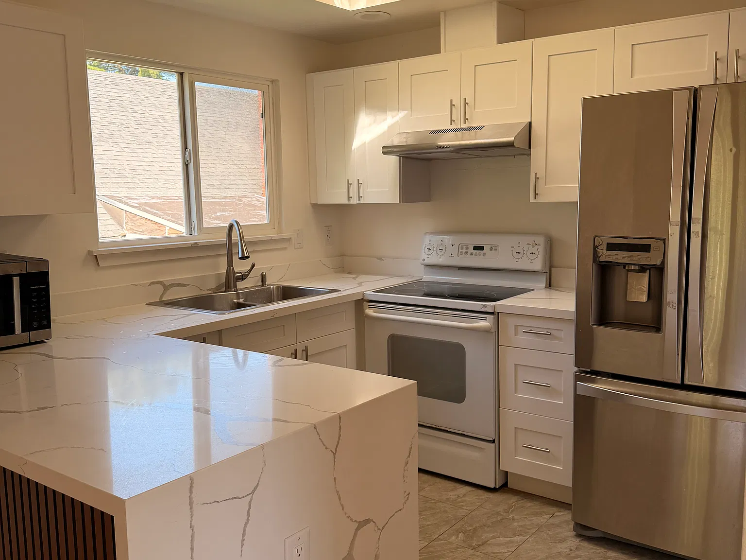3 bed, 1700 sqft, $2,500 — Photo 1