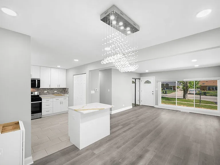 225 Bode Rd — Photo 5