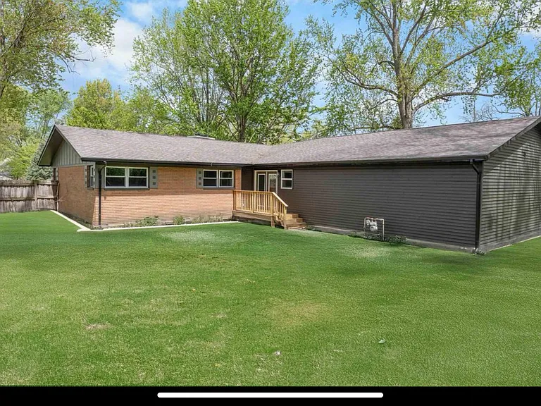 4154 Trees Dr — Photo 2