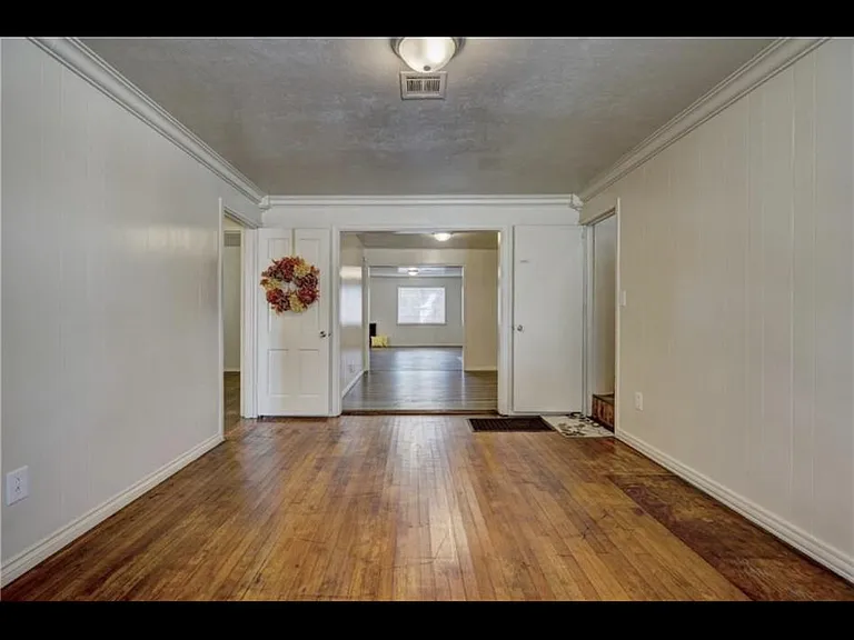 3008 NW 28th St #3008 — Photo 2