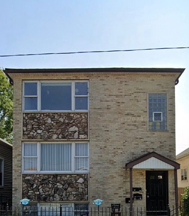 Top Unit for rent