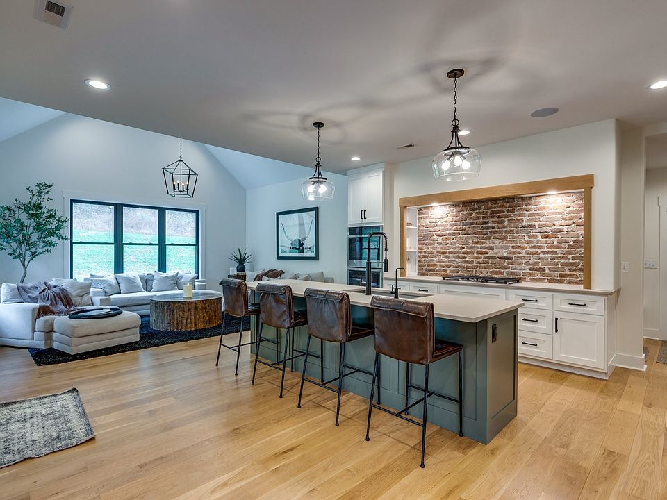 1st image of 564 Mount Olive Cemetery Rd