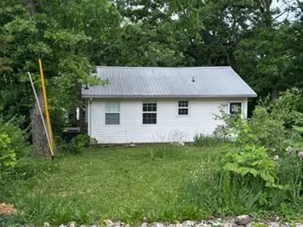 14150 Oak Dr, De Soto, MO 63020