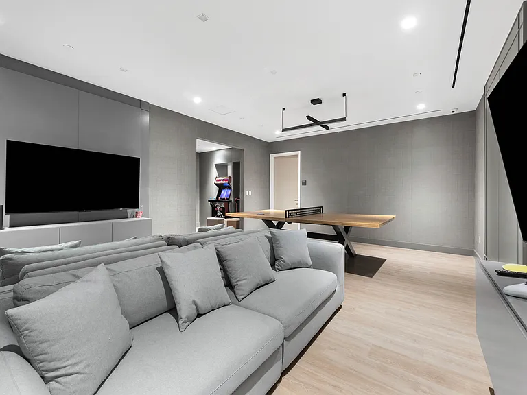 251 W 91st St #11B — Photo 26