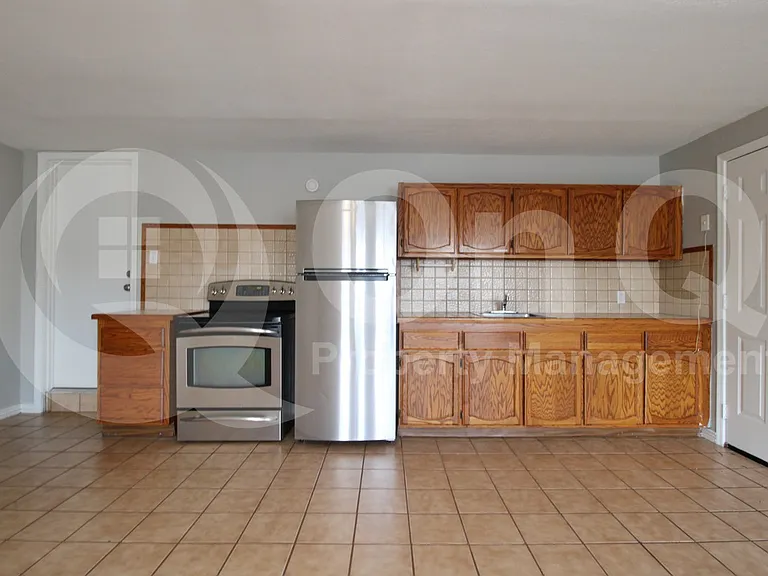 2522 E Don Carlos Ave — Photo 17