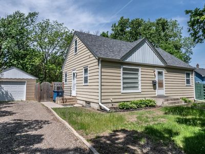 4151 Xenia Ave N, Robbinsdale, MN, 55422