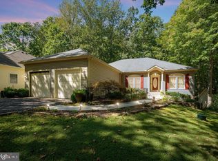 1101 Eastover Pkwy, Locust Grove, VA 22508