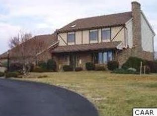 3272 Hermitage Rd, Waynesboro, VA 22980