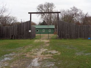 611 N Old Indian Trl, Kemp, TX 75143