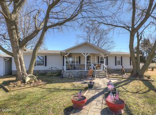 15237 Gazelle Dr, Neosho, MO 64850