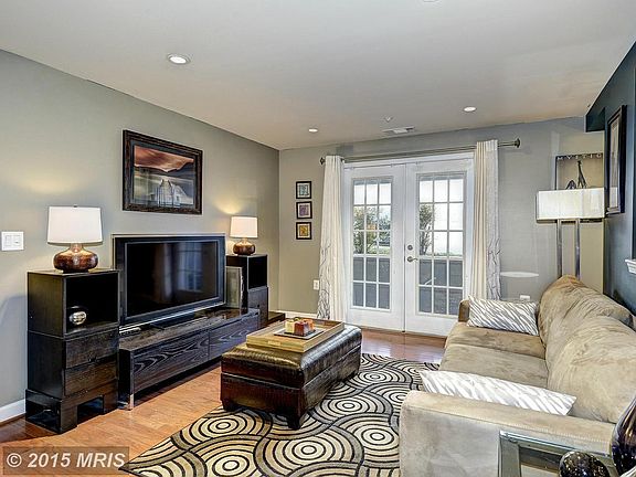 Come on into the spacious living room.