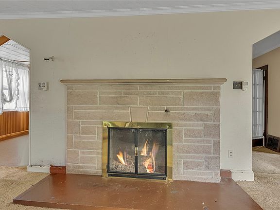 6th image of 613 Briarcliff Dr