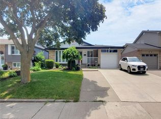 19 Bunker Hill Dr, Hamilton, ON L8K5X3
