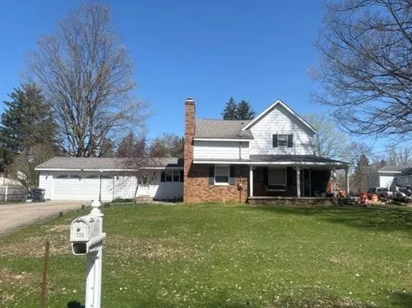 130 S Elizabeth St, Lawrence, MI 49064