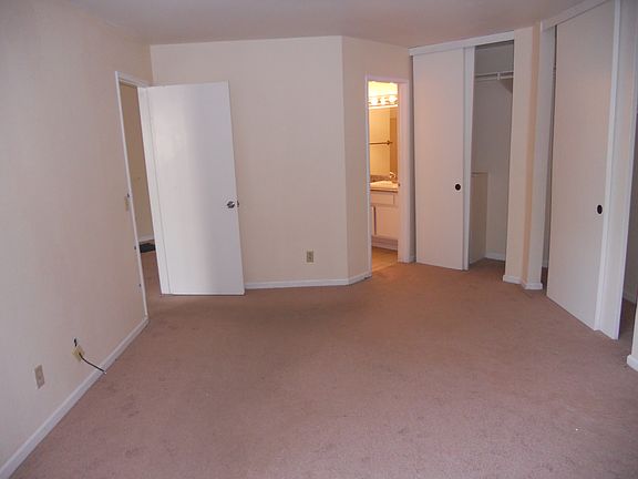 2nd image of 9740 Mesa Springs Way Unit 60