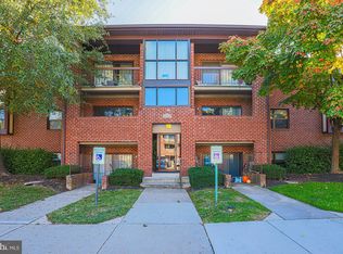 19 Juliet Ln APT 201, Nottingham, MD 21236