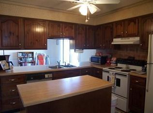 1191 Millpond Rd, Valparaiso, IN 46385