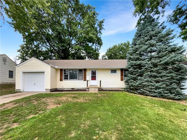 212 W 89th Ter, Kansas City, MO 64114