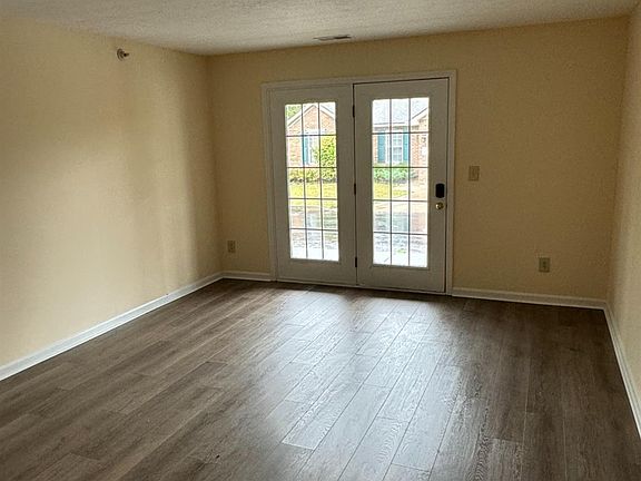4th image of 21 Indian Cove Cir #2