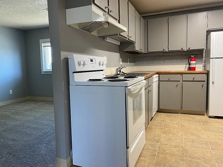 161 McClure Ave #2 — Photo 3