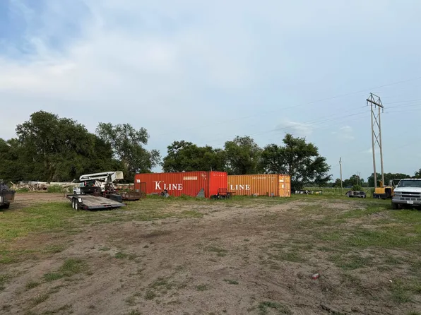 105 M Ave, Kearney, NE 68847