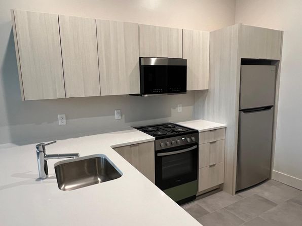 118 W 2nd St #3B