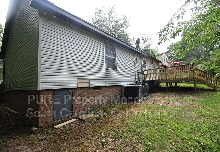 403 Charwood Ln — Photo 8