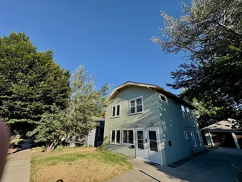 411 E Plum St #1 Photo 1