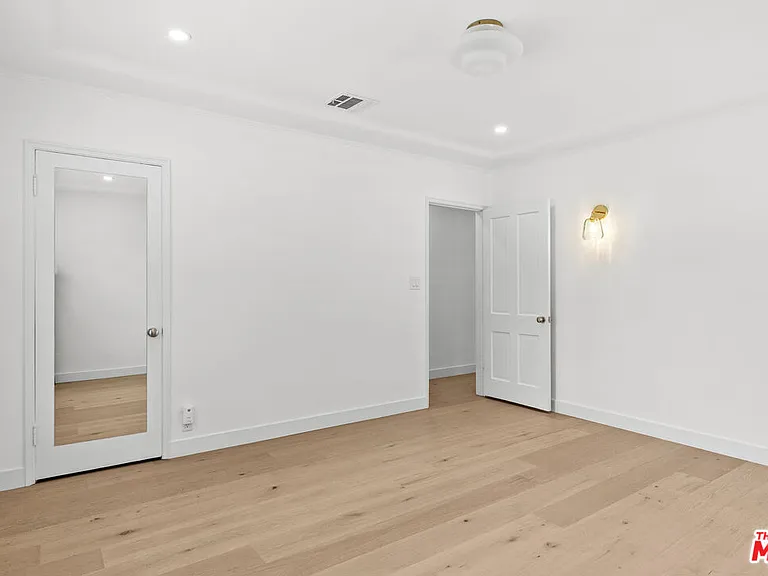 3956 Alcove Ave — Photo 22