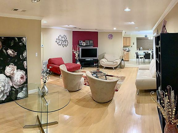Spacious Den 