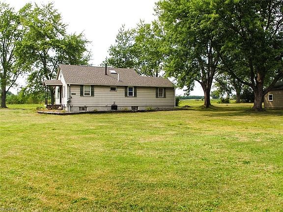 2nd image of 26850 N Shore Dr