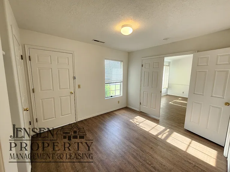 1040 N 1300 W #79 — Photo 9