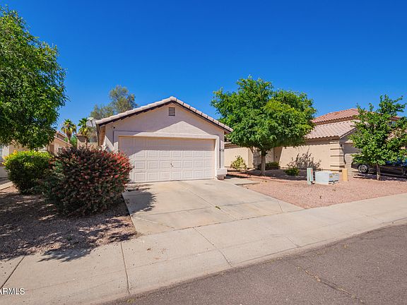 3rd image of 11220 W SELLS Drive