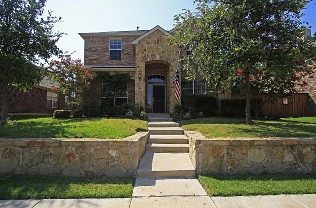 1st image of 2749 Cedar Wood Dr