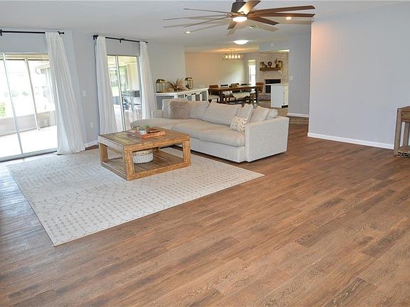 5th image of 230 Mimosa Cir