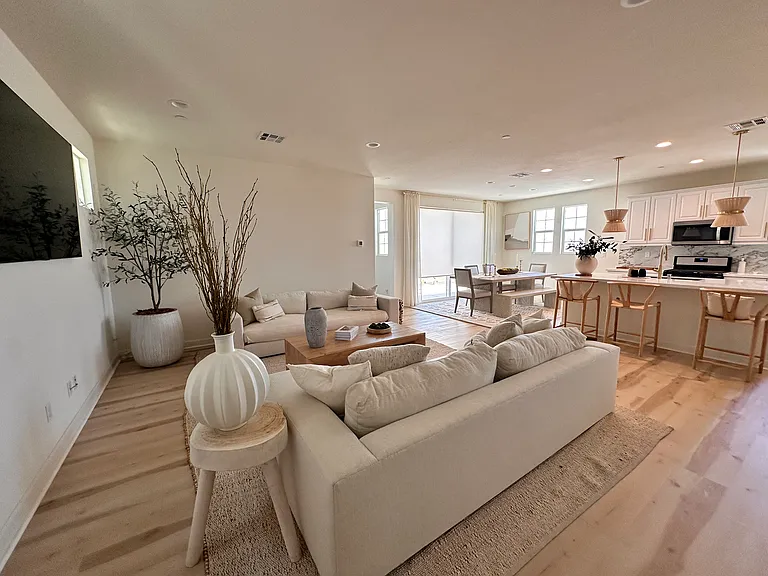 3939 S Sunrise Ave — Photo 7