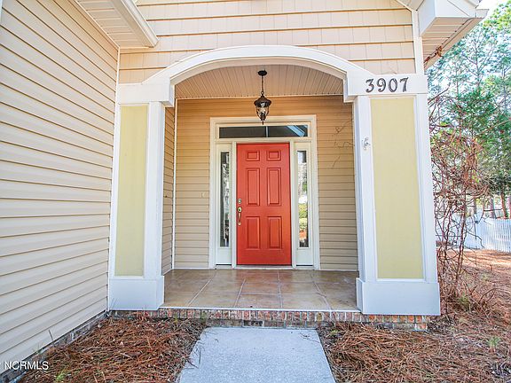 3rd image of 3907 Sagewood Path